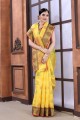 sari jaune en soie avec tissage