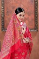 tissage de sari de soie en rose