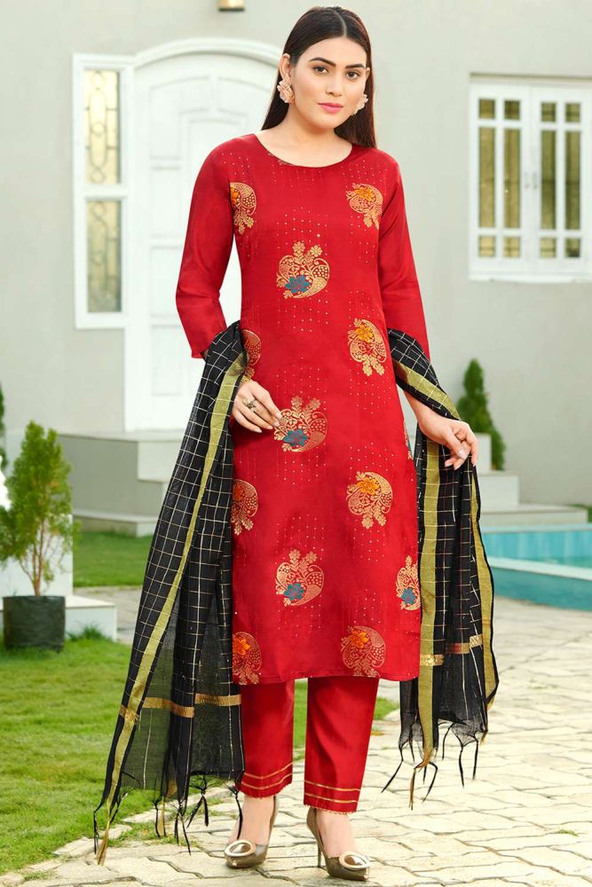 Salwar woman discount