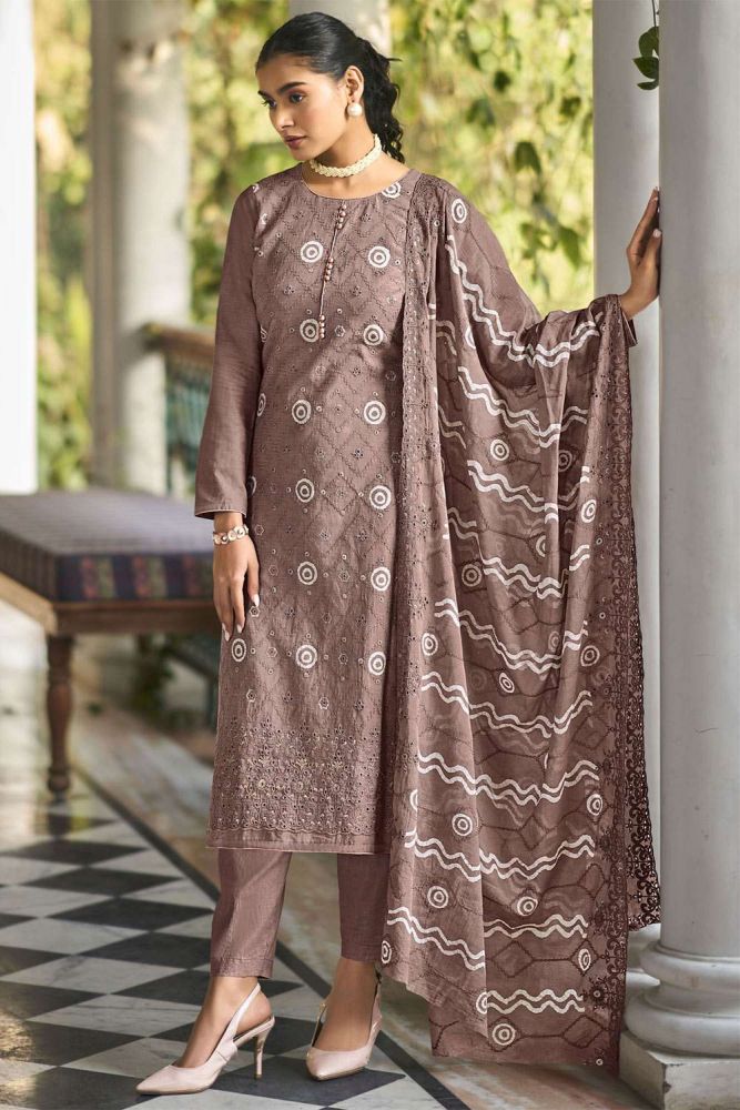 Salwar kameez boutique store